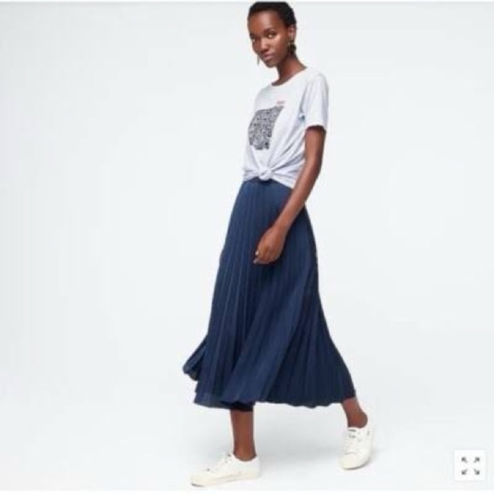 JCREW Pleated Midi Skirt Navy - Picture 2 of 6